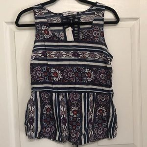 NWT bevello tank
